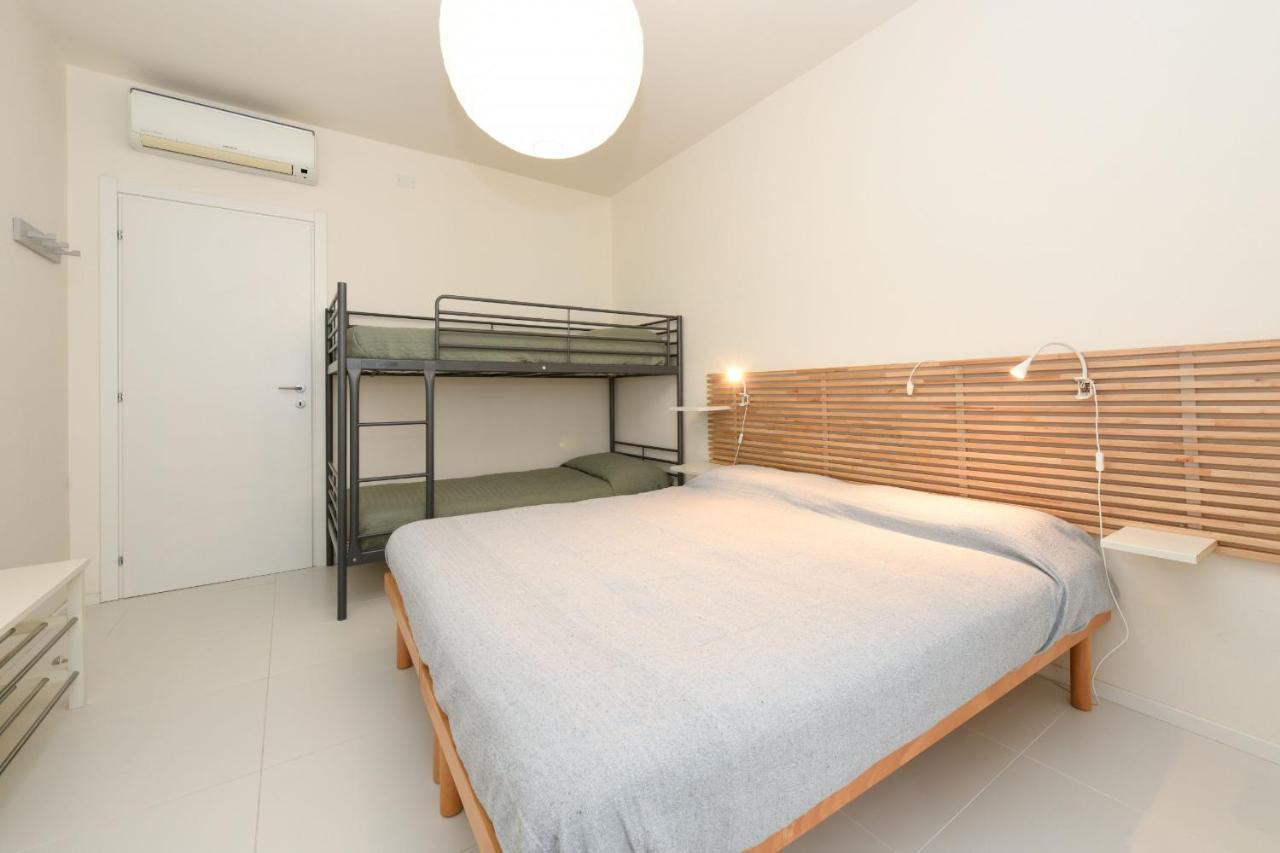 Garden Apartment Bardolino Bagian luar foto